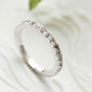 水晶　フルエタニティ　リング　指輪　ブライダル　ホワイトゴールド　エンゲージリング　婚約指輪